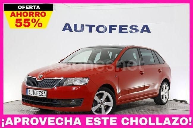 Rojo Usado 2014 Skoda Rapid Style Berlina | 9900 € (Buen precio) - Imagen 1/4