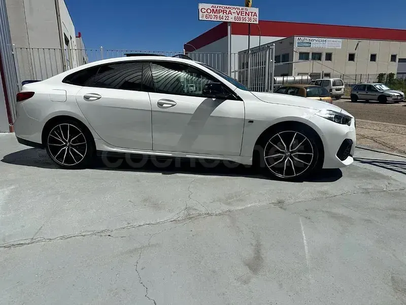Usado BMW 220 Gran Coupé M Performance 190 CV (139 kW) 2021 Blanco Coupe