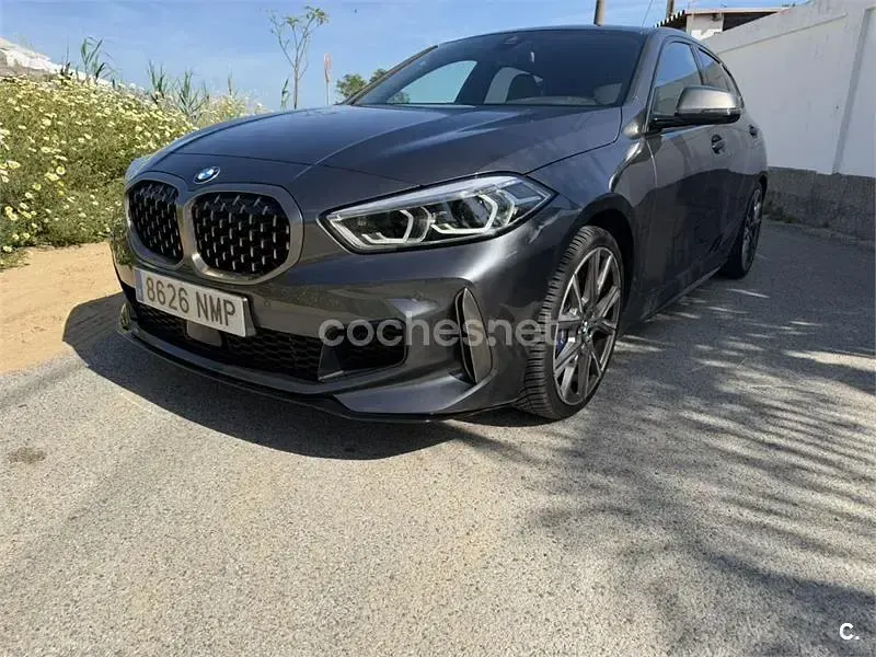 Usado BMW M135 M Performance 306 CV (225 kW) 2021 Gris / plata Utilitario