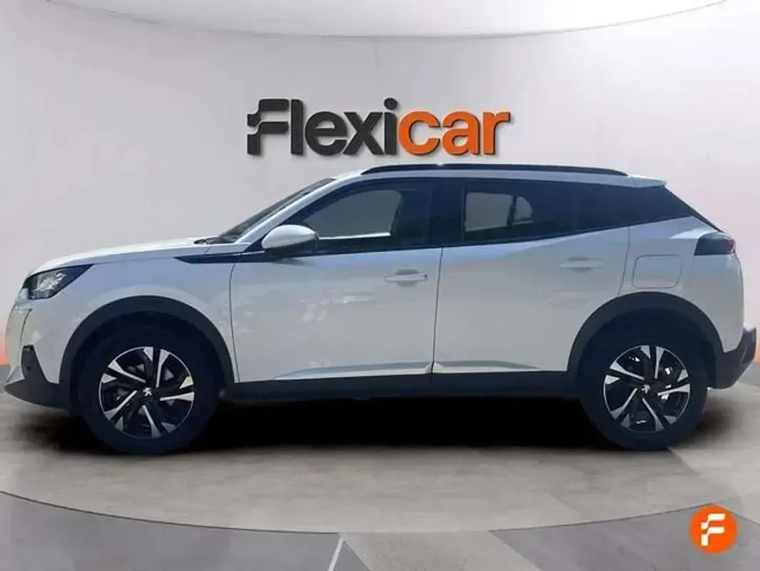 Usado Peugeot 2008 Allure 131 CV (96 kW) 2020 Blanco SUV