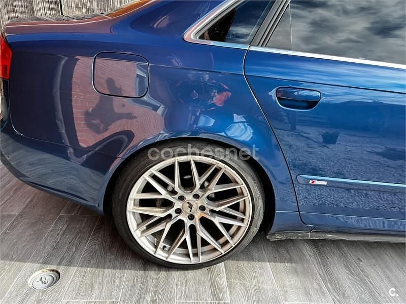 Usado Audi A4 140 CV (102 kW) 2007 Azul Berlina