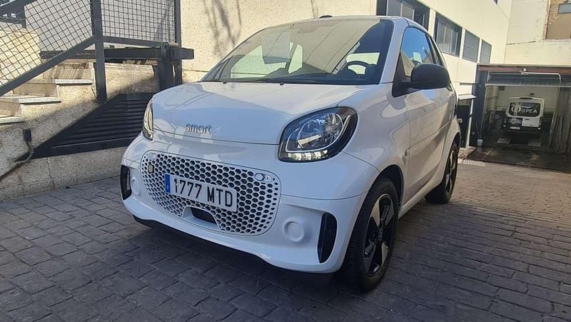 Usado Smart ForTwo Electric Drive Passion 60 kW (82 CV) 2021 Blanco Descapotable