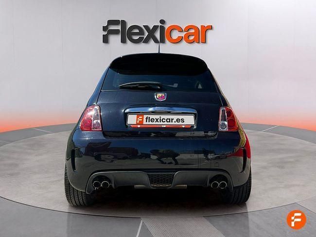 Usado Abarth 595 140 CV (102 kW) 2016 Negro Utilitario