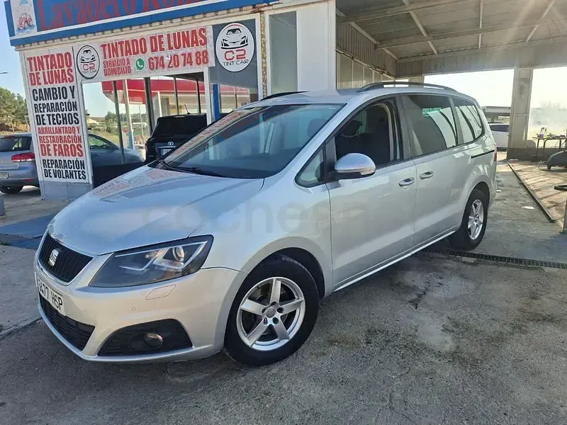 Usado Seat Alhambra 4Drive 140 CV (102 kW) 2013 Negro Monovolumen