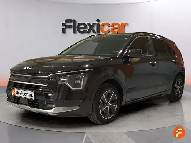 Usado Kia Niro 141 CV (103 kW) 2023 Negro SUV
