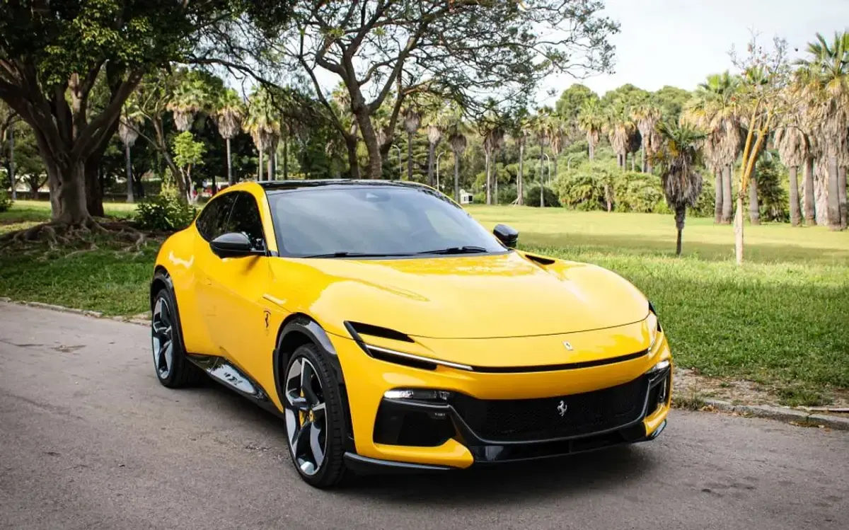 Nuevo Ferrari Purosangue 725 CV (533 kW) 2025 Amarillo SUV