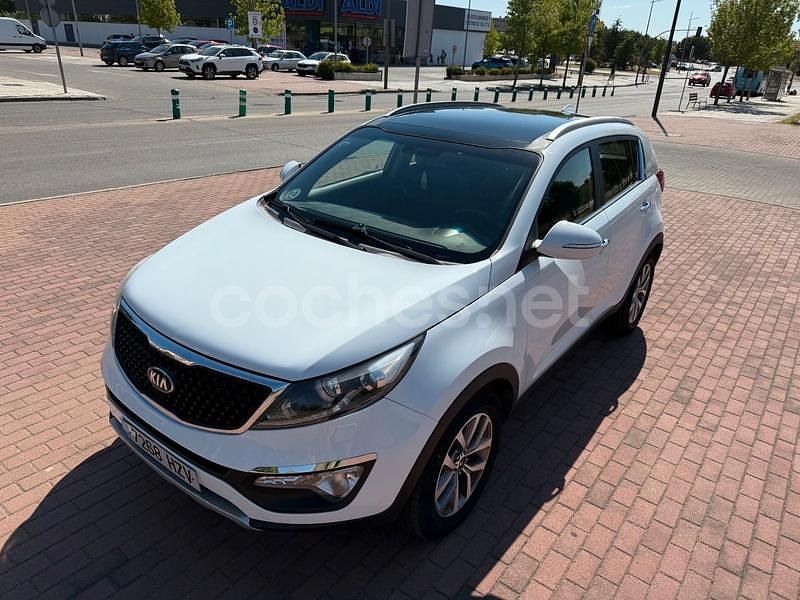Blanco Usado 2014 Kia Sportage Plus SUV | 9700 € (Buen precio) - Imagen 1/4