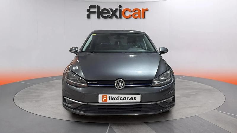 Usado VW Golf VIII Advance 131 CV (96 kW) 2020 Gris Berlina