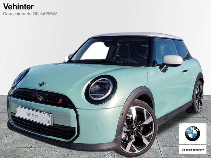 Usado Mini Cooper Essential 204 CV (150 kW) 2024 Verde Utilitario