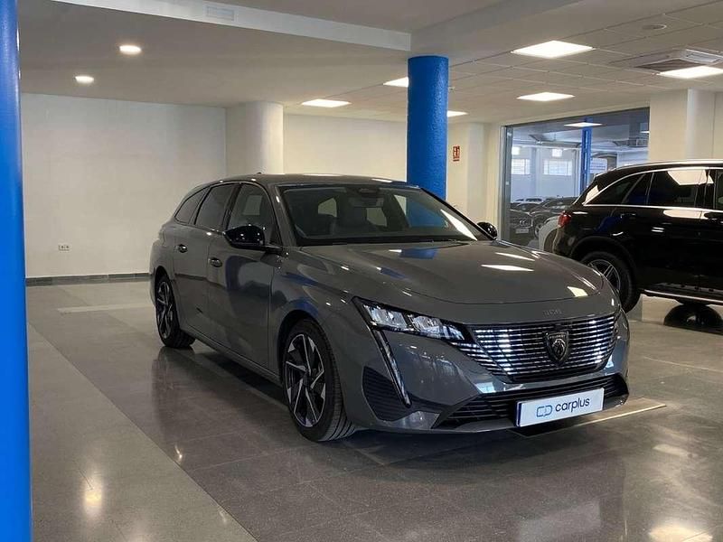 Usado Peugeot 308 SW Allure 179 CV (131 kW) 2024 Gris Familiar