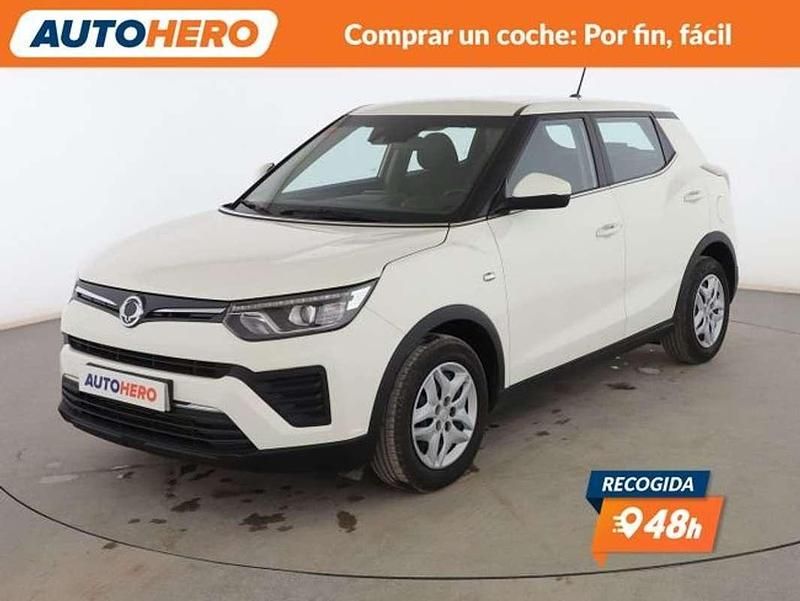 Usado Ssangyong (KGM) Tivoli 128 CV (94 kW) 2021 Blanco SUV
