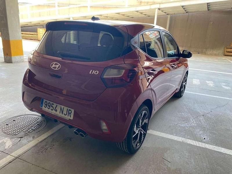 Nuevo Hyundai i10 87 CV (63 kW) 2025 Rojo Utilitario
