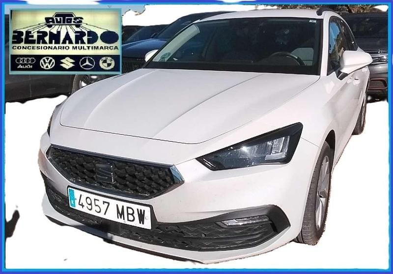 Usado Seat Leon ST Style 116 HP (85 kW) 2022 Branco Carrinha