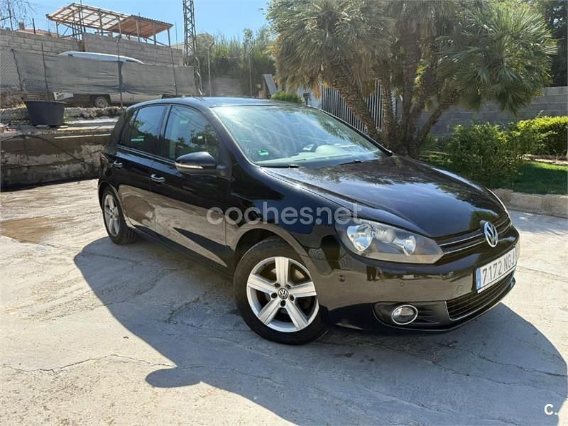 Negro Usado 2009 VW Golf VI Highline Berlina | 7300 € (Precio justo) - Imagen 1/4