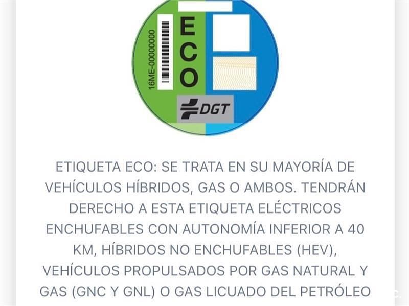 Begagnad Toyota Prius Eco 136 HK (100 kW) 2012 Vit Sedan