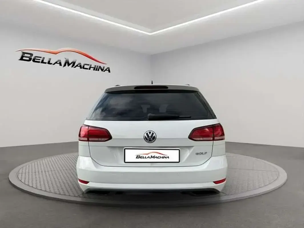 Usado VW Golf VII Edition 116 CV (85 kW) 2019 Blanco Familiar
