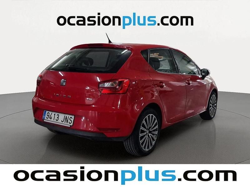 Usado Seat Ibiza Style 90 CV (66 kW) 2016 Rojo Utilitario