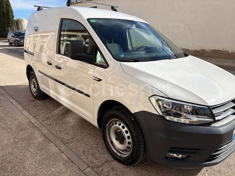 Blanco Usado 2019 VW Caddy Maxi Trendline Monovolumen | 12.500 € (Super precio) - Imagen 1/4