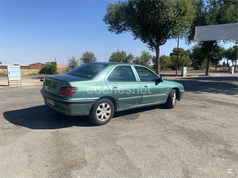 Verde Usado 2001 Peugeot 406 Berlina | 700 € (Super precio) - Imagen 1/4
