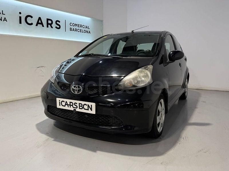 Negro Usado 2008 Toyota Aygo Utilitario | 4990 € (Precio justo) - Imagen 1/4