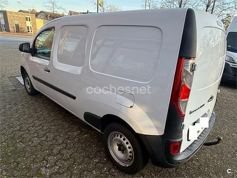 Usado Renault Kangoo SE 90 CV (66 kW) 2015 Blanco Familiar