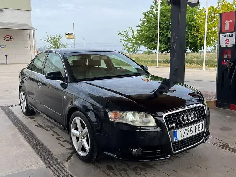 Usado Audi A4 S-Line 170 HP (125 kW) 2007 Preto Sedan