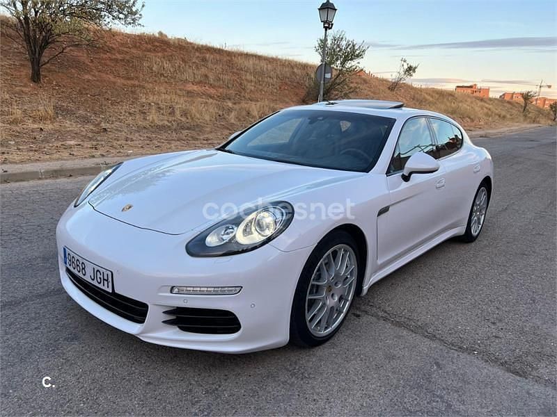Blanco Usado 2015 Porsche Panamera Berlina | 32.900 € (Precio justo) - Imagen 1/4
