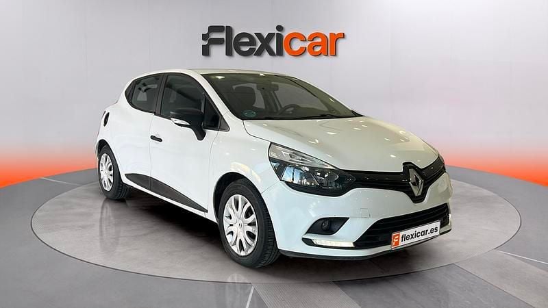 Usado Renault Clio IV Business 75 CV (55 kW) 2019 Blanco Berlina