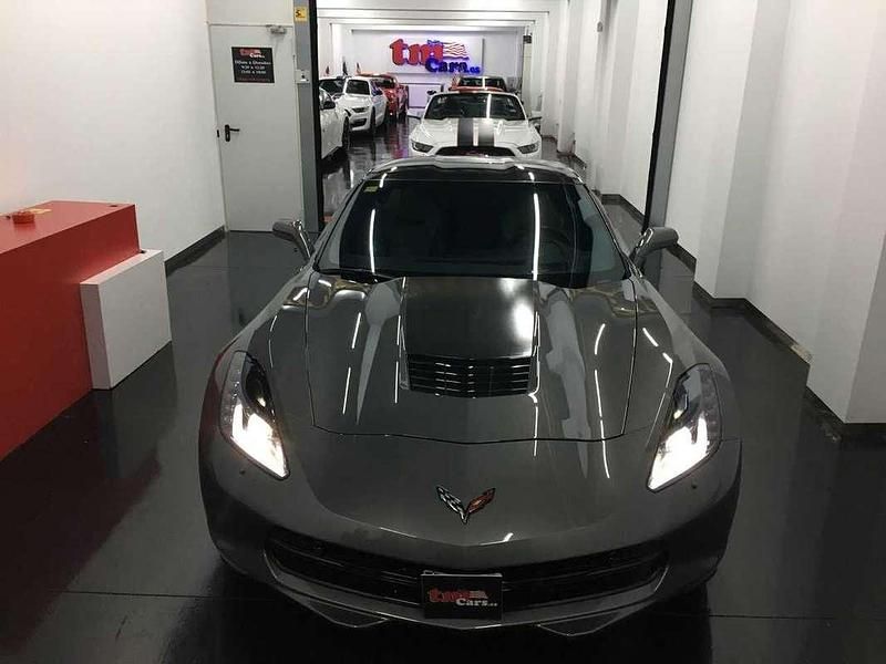 Usado Chevrolet Corvette 460 CV (338 kW) 2016 Gris Coupe