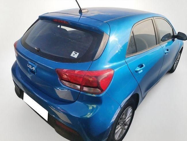 Usado Kia Rio 101 CV (74 kW) 2021 Azul SUV