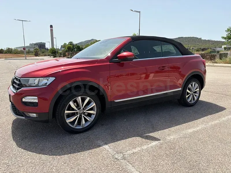 Usado VW T-Roc Style 150 CV (110 kW) 2021 Granate SUV