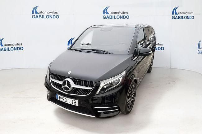 Usado Mercedes V300 Avantgarde 239 CV (175 kW) 2021 Negro Monovolumen