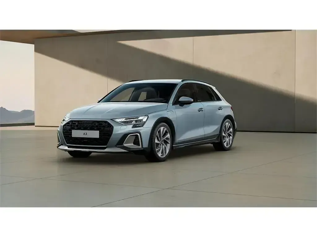 Usado Audi A3 Ambiente 204 CV (150 kW) 2025 Berlina