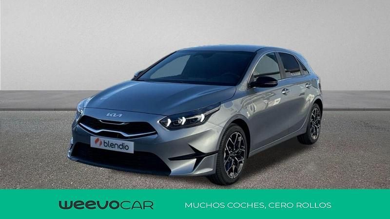 Gris Nuevo 2025 Kia Ceed Style Utilitario | 24.991 € (Un poco caro) - Imagen 1/4