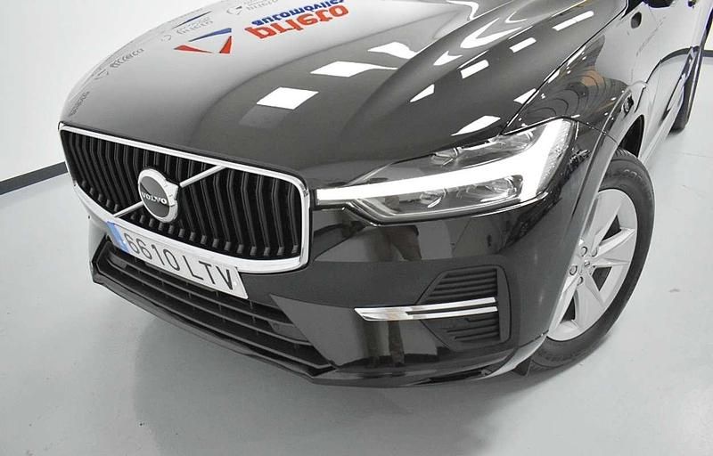 Usado Volvo XC60 Momentum 197 CV (144 kW) 2021 Negro SUV