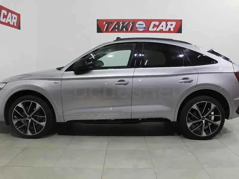 Usado Audi Q5 S-Line 204 CV (150 kW) 2025 Gris / plata SUV