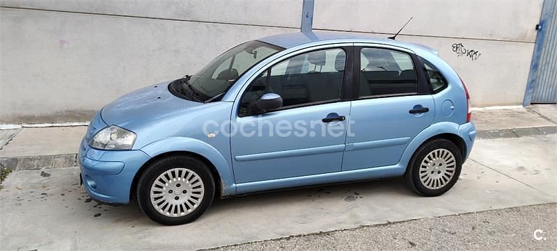 Usado Citroën C3 70 CV (51 kW) 2006 Azul Berlina