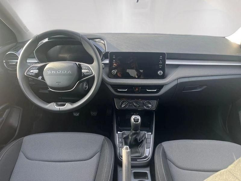 Usado Skoda Fabia Selection 80 CV (58 kW) 2025 Azul Utilitario