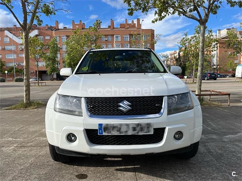 Usado Suzuki Grand Vitara 129 CV (94 kW) 2011 Blanco SUV