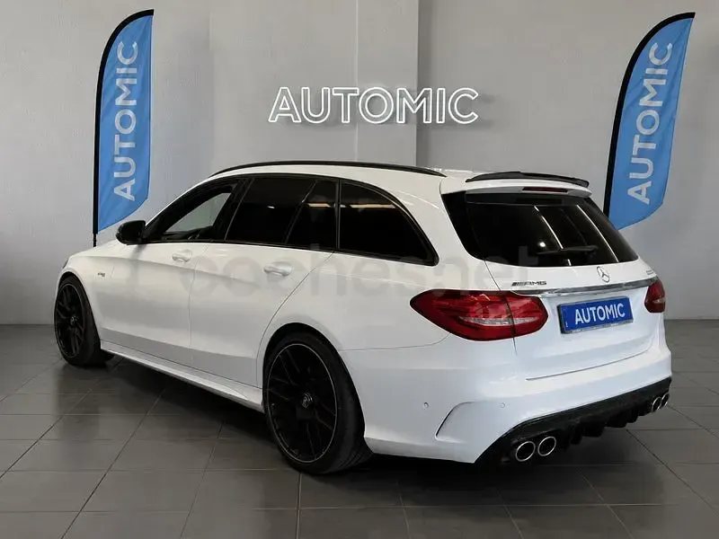 Usado Mercedes C43 AMG 367 CV (269 kW) 2017 Blanco Familiar