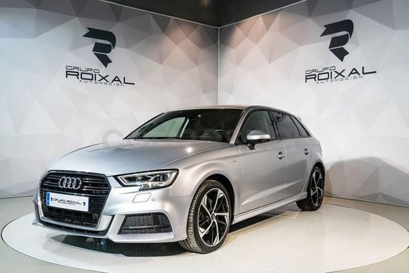 Usado Audi A3 S-Line 150 CV (110 kW) 2019 Gris / plata Berlina