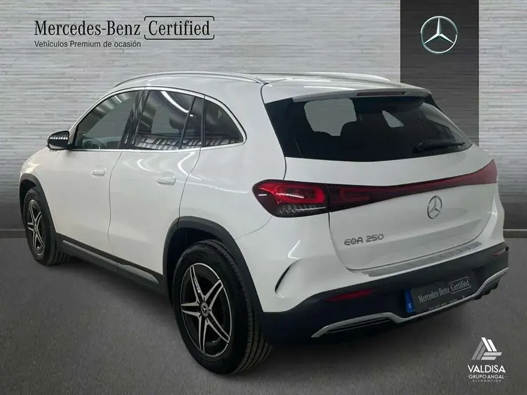 Usado Mercedes EQA250 AMG line 139 kW (190 CV) 2022 SUV