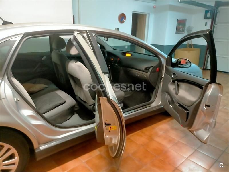 Usado Citroën C5 117 CV (86 kW) 2006 Gris / plata Berlina
