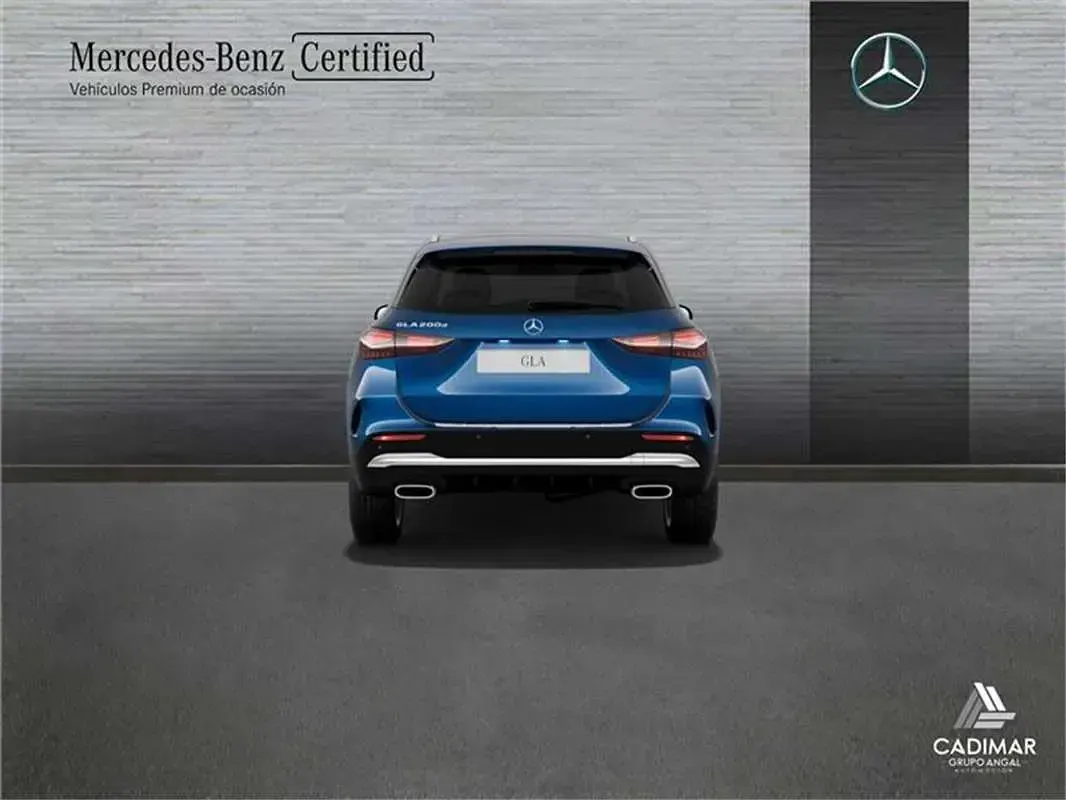 Usado Mercedes GLA200 150 CV (110 kW) 2025 SUV