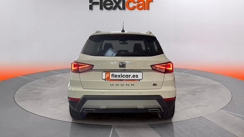 Usado Seat Arona FR 150 CV (110 kW) 2019 Blanco SUV