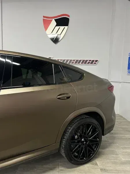 Usado BMW X6 M Competition Edition 625 CV (459 kW) 2021 Marrón SUV