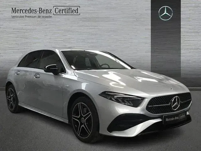 Usado Mercedes A250 218 CV (160 kW) 2026 Plata hightech