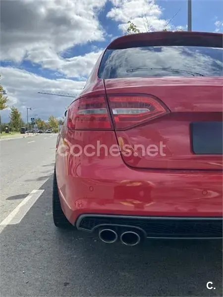 Usado Audi A4 S-Line 150 CV (110 kW) 2016 Rojo Familiar