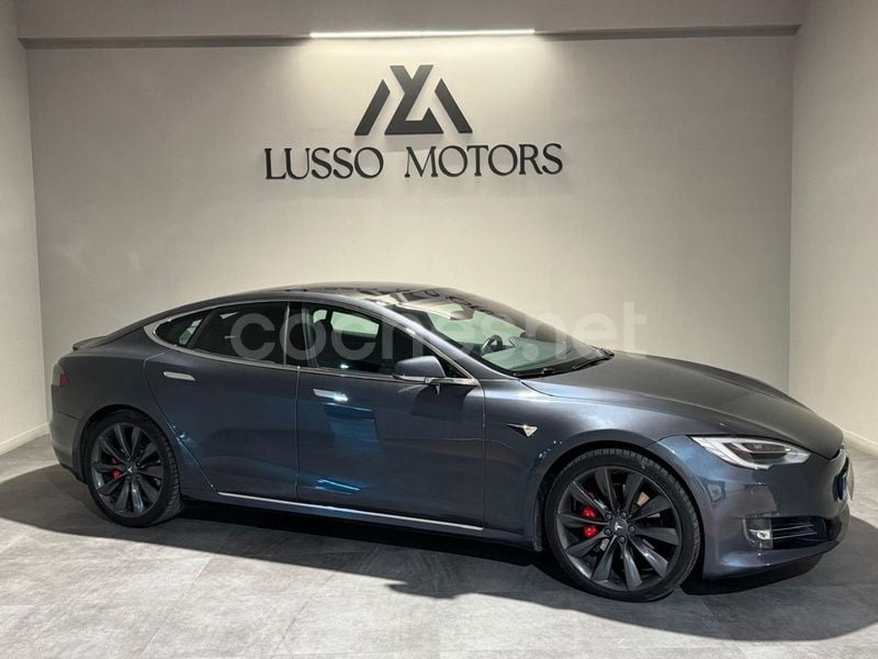 Eléctrico Usado 2018 Tesla Model S Berlina | 44.990 € (Precio justo) - Imagen 1/4
