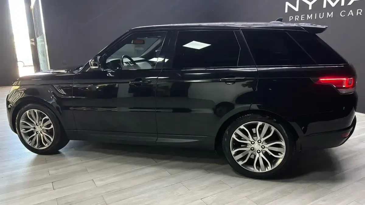 Usado Land Rover Range Rover HSE 306 CV (225 kW) 2016 Negro SUV